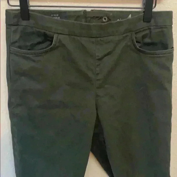 J CREW Women’s Olive Colored Jeans - Picture 2 of 8